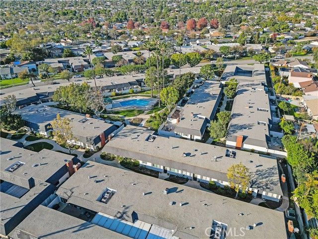 1318 Victoria B, Fullerton, CA 92831