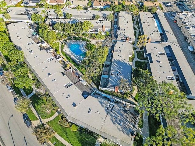 1318 Victoria B, Fullerton, CA 92831