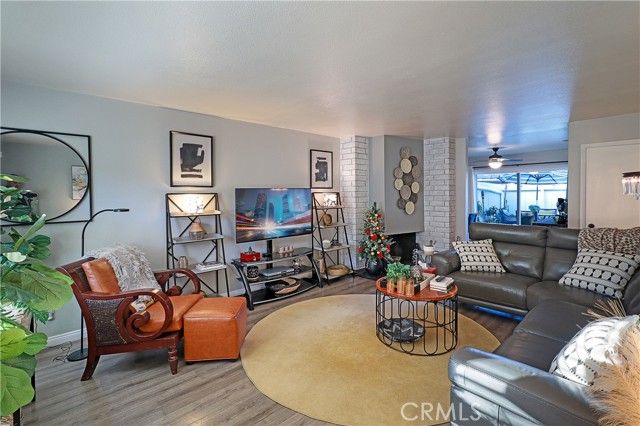 1318 Victoria B, Fullerton, CA 92831