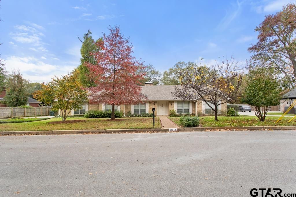 4611 Barclay Drive, Tyler, TX 75703
