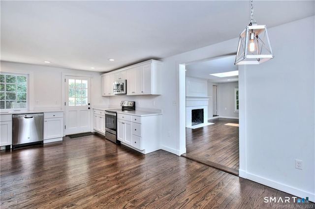 48 Salem Road, Weston, CT 06883