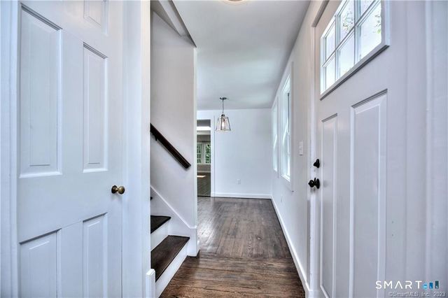48 Salem Road, Weston, CT 06883