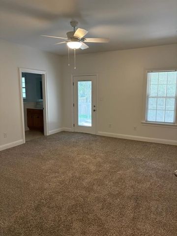 7893 Park Place Drive N, Mobile, AL 36608
