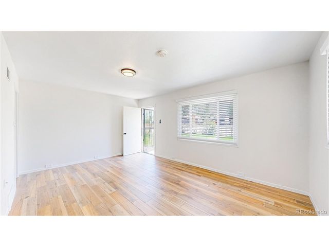 6107 Hudson St, Commerce City, CO 80022