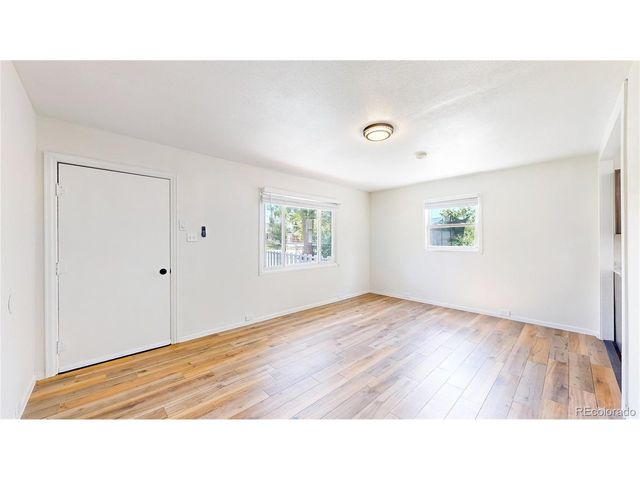 6107 Hudson St, Commerce City, CO 80022