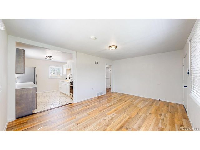 6107 Hudson St, Commerce City, CO 80022