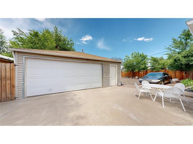 6107 Hudson St, Commerce City, CO 80022