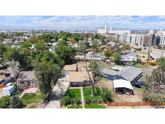 6107 Hudson St, Commerce City, CO 80022