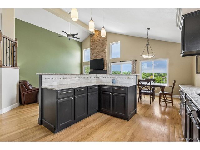 2706 S Cole Ct, Lakewood, CO 80228