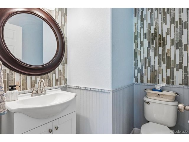 2706 S Cole Ct, Lakewood, CO 80228