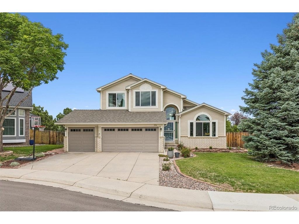 2706 S Cole Ct, Lakewood, CO 80228