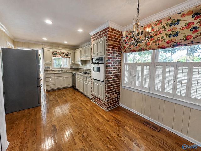 1901 Morningside Drive, Hartselle, AL 35640