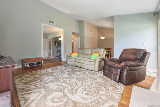 12728 Camino De La Breccia 13, San Diego, CA 92128