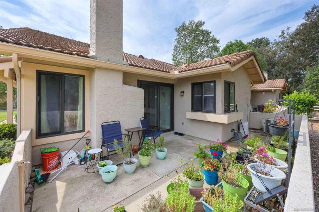 12728 Camino De La Breccia 13, San Diego, CA 92128