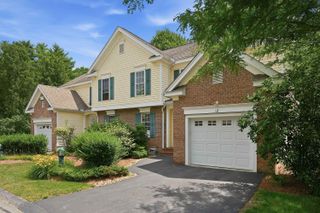 1 Cabernet Dr Unit 2, Concord, NH 03303