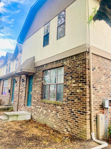 6193 Stornoway Drive S, Columbus, OH 43213