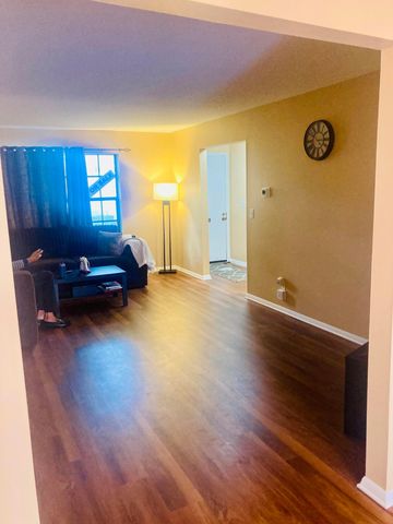 6193 Stornoway Drive S, Columbus, OH 43213