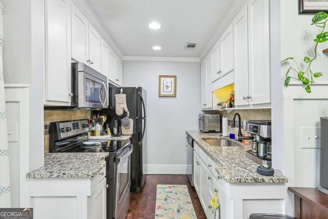 168 Barone Place NW, Atlanta, GA 30327