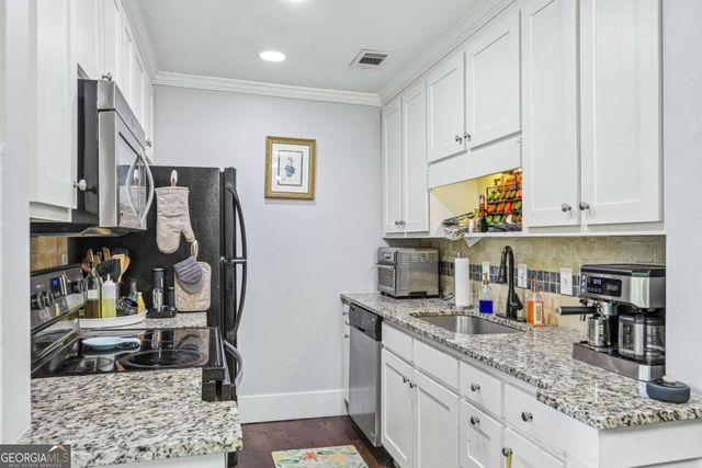168 Barone Place NW, Atlanta, GA 30327