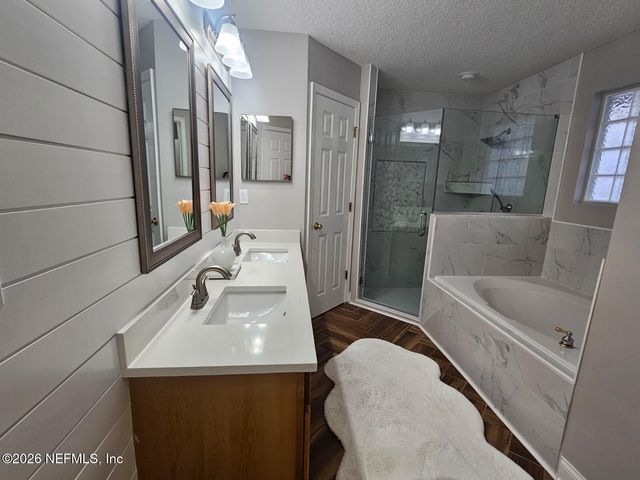 890 MISTY OAK Street, Orange Park, FL 32065