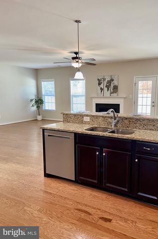 10219 WAXCOMB PL, Mechanicsville, VA 23116