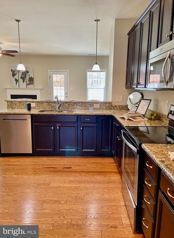 10219 WAXCOMB PL, Mechanicsville, VA 23116