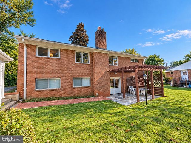 5819 GROSVENOR LN, Bethesda, MD 20814