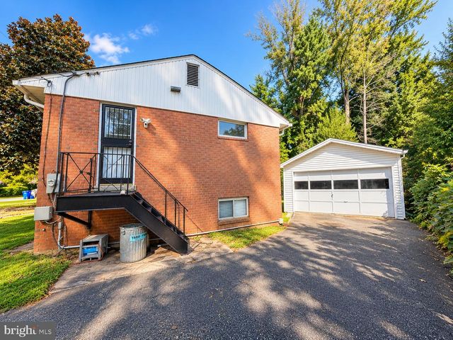 5819 GROSVENOR LN, Bethesda, MD 20814