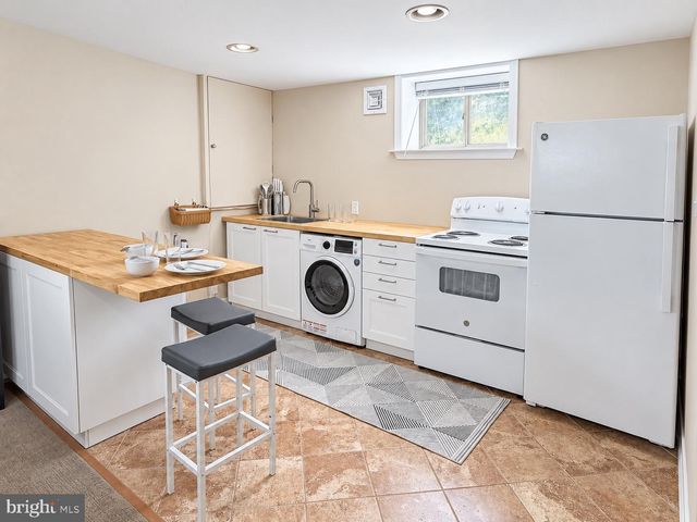 5819 GROSVENOR LN, Bethesda, MD 20814