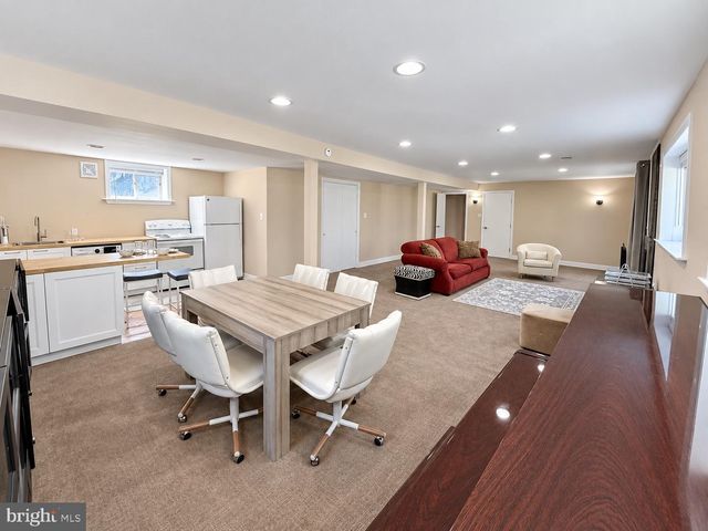 5819 GROSVENOR LN, Bethesda, MD 20814