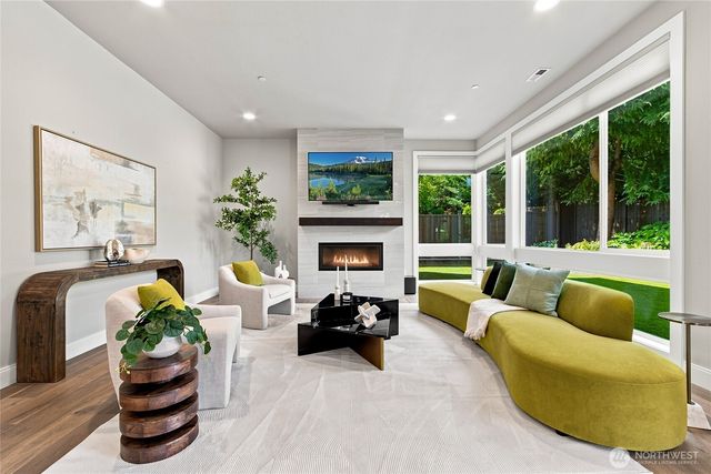 13402 NE 110th Place, Redmond, WA 98052