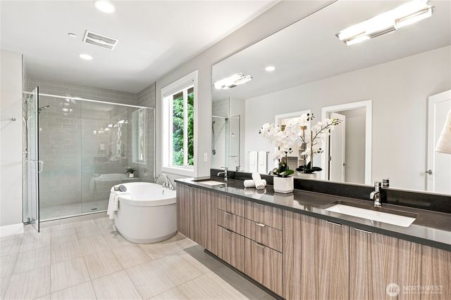 13402 NE 110th Place, Redmond, WA 98052