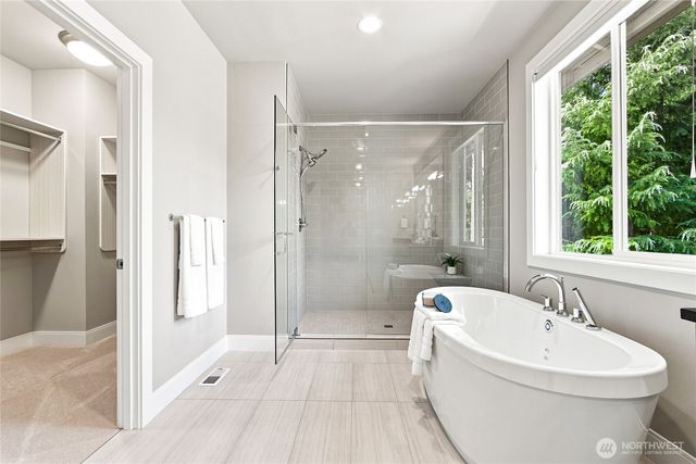 13402 NE 110th Place, Redmond, WA 98052