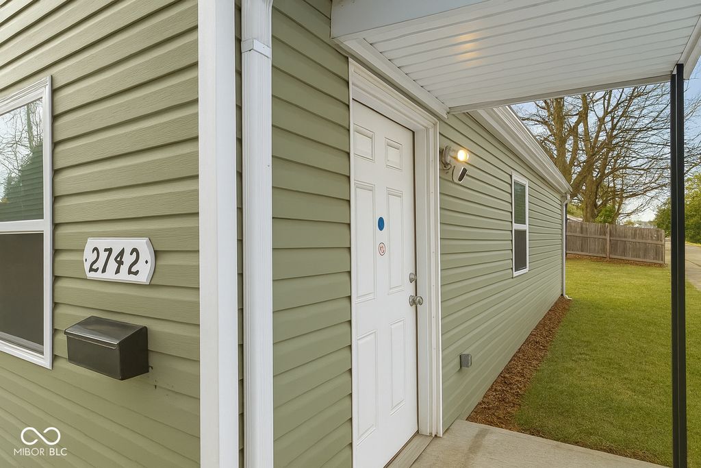 2742 N Dearborn Street, Indianapolis, IN 46218