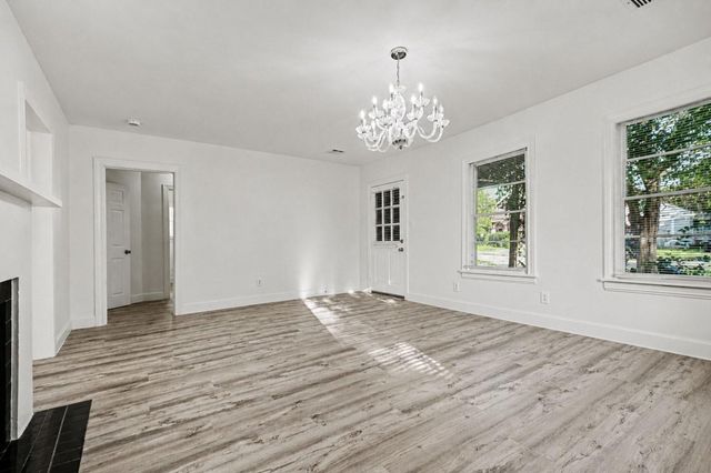 3936 Browning Street, Houston, TX 77005