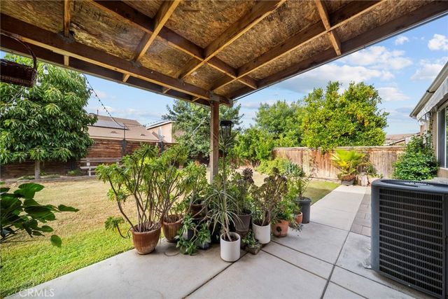 11726 Christmas Rose, Bakersfield, CA 93311