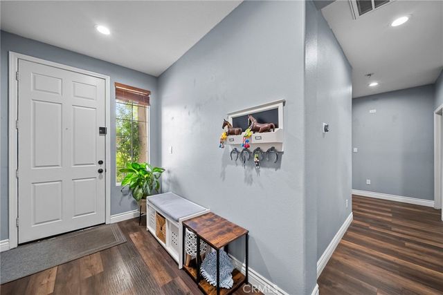 11726 Christmas Rose, Bakersfield, CA 93311