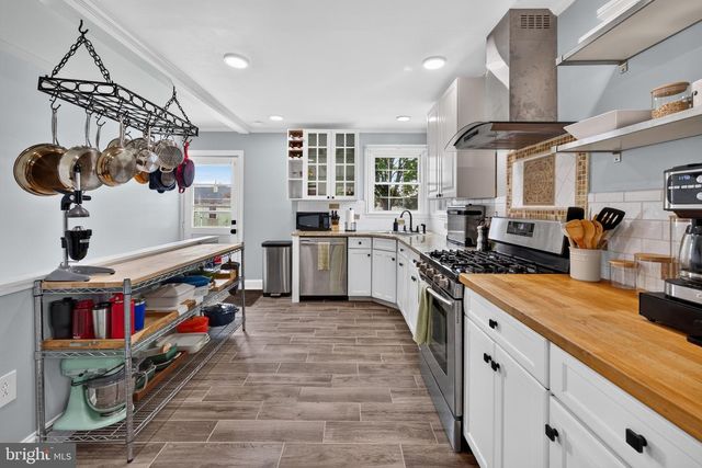 532 RIVER DR, Riverside, NJ 08075