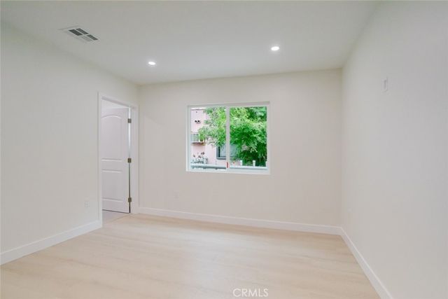 5740 Beck Avenue, North Hollywood, CA 91601