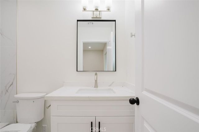 5740 Beck Avenue, North Hollywood, CA 91601
