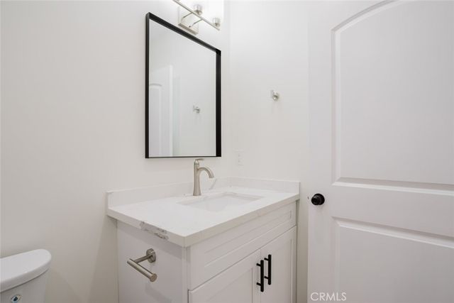 5740 Beck Avenue, North Hollywood, CA 91601