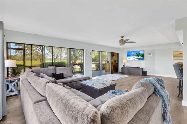 6300 Cougar RUN # 104, Fort Myers, FL 33908