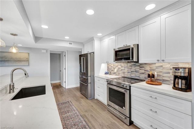 6300 Cougar RUN # 104, Fort Myers, FL 33908