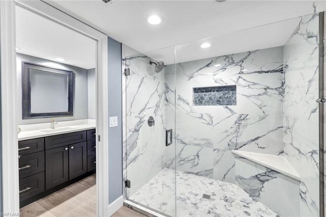 6300 Cougar RUN # 104, Fort Myers, FL 33908