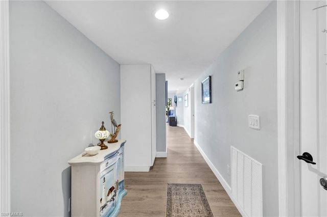 6300 Cougar RUN # 104, Fort Myers, FL 33908