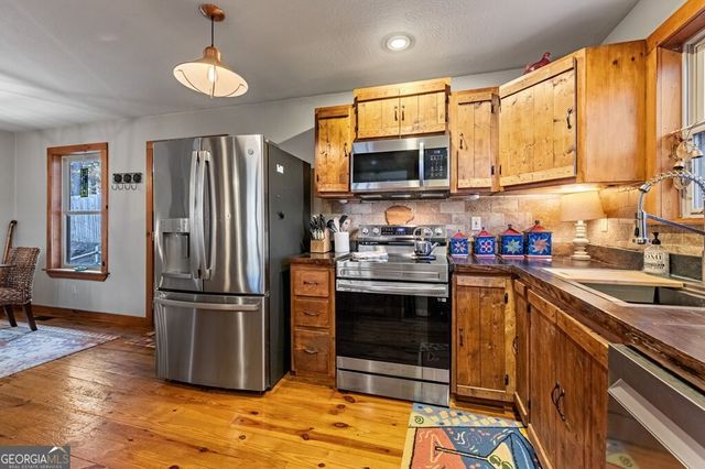 90 Hay Lane, Morganton, GA 30560