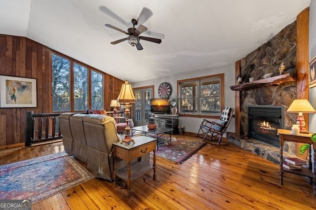 90 Hay Lane, Morganton, GA 30560