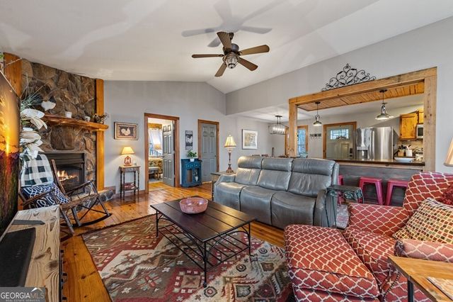 90 Hay Lane, Morganton, GA 30560