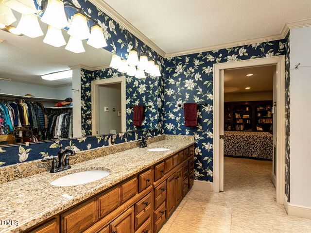 9568 Nc Highway 210, Four Oaks, NC 27524