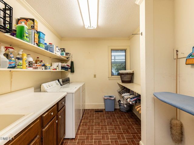 9568 Nc Highway 210, Four Oaks, NC 27524